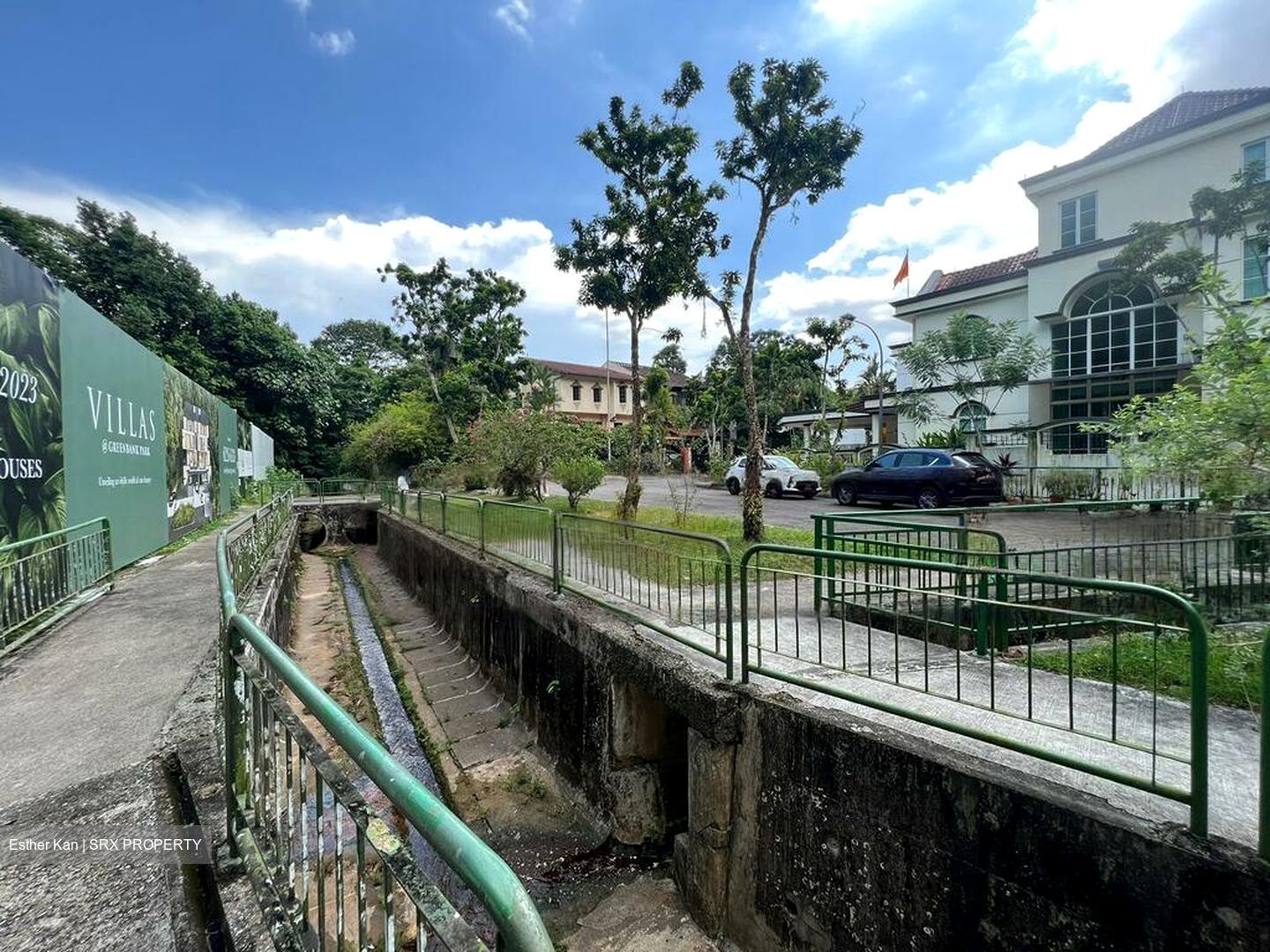Hillcrest Park (D11), Terrace #447285621